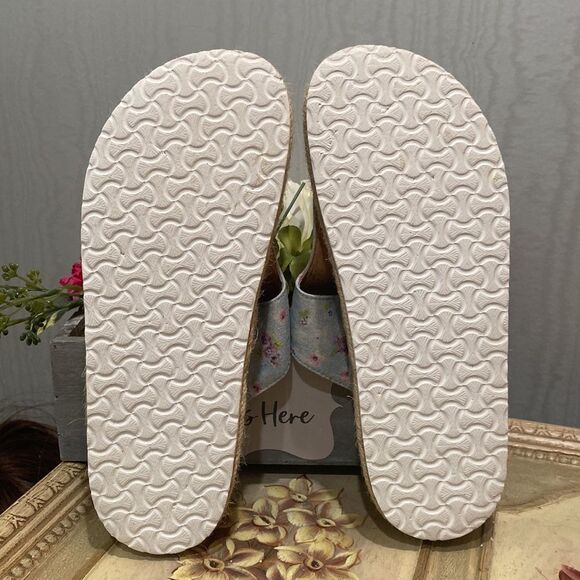 Olivia Miller T-Strap Floral Slide Sandals Sz 8 - Picture 15 of 16